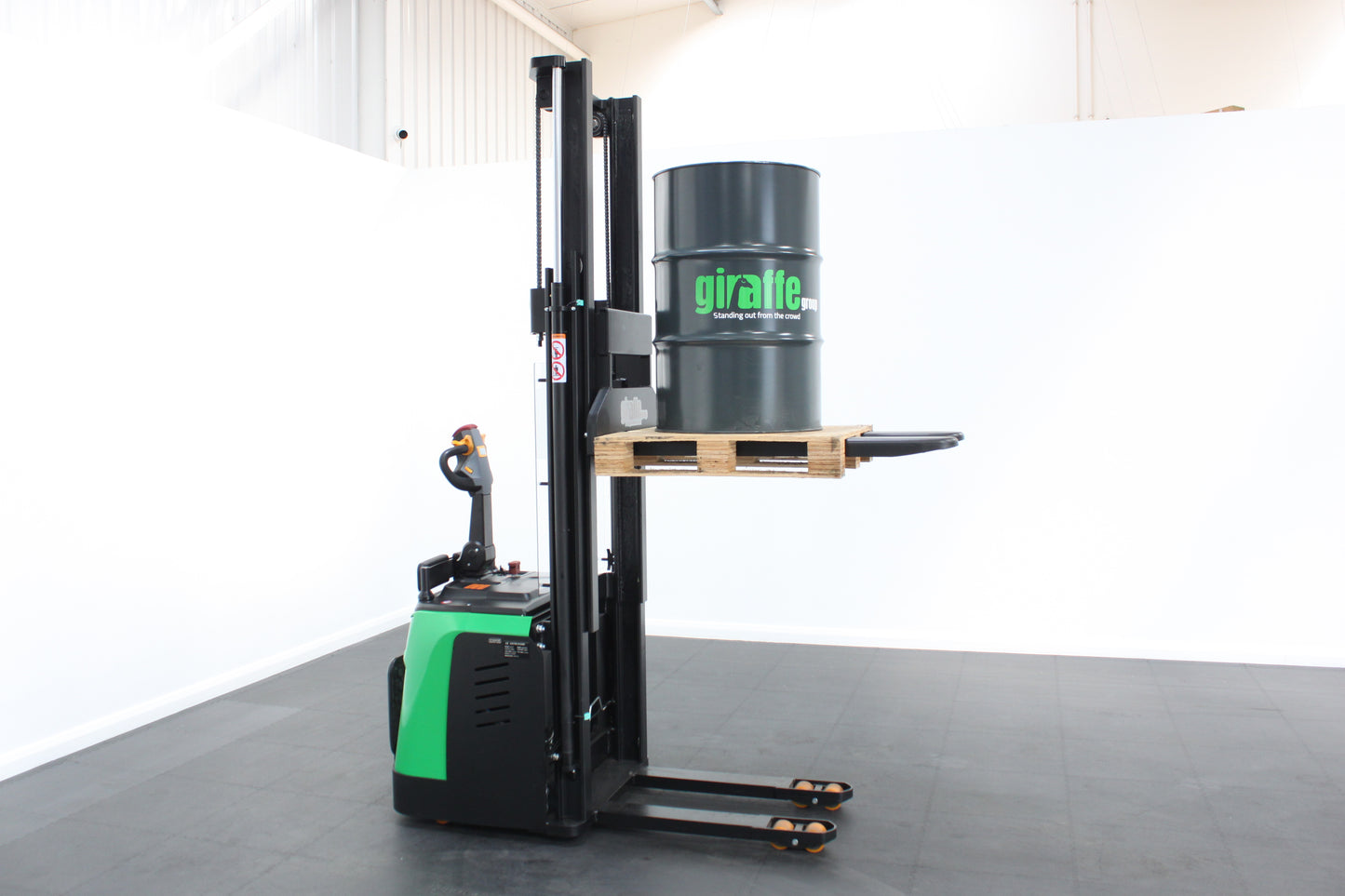 giraffe GES16P-30  Stand-on Powered Stacker – 1,600kg Capacity | Lithium-Ion Electric