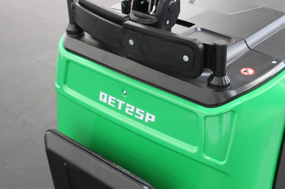 giraffe GET25P Stand-on Pallet truck–  2,500kg Capacity | Lithium-Ion Electric