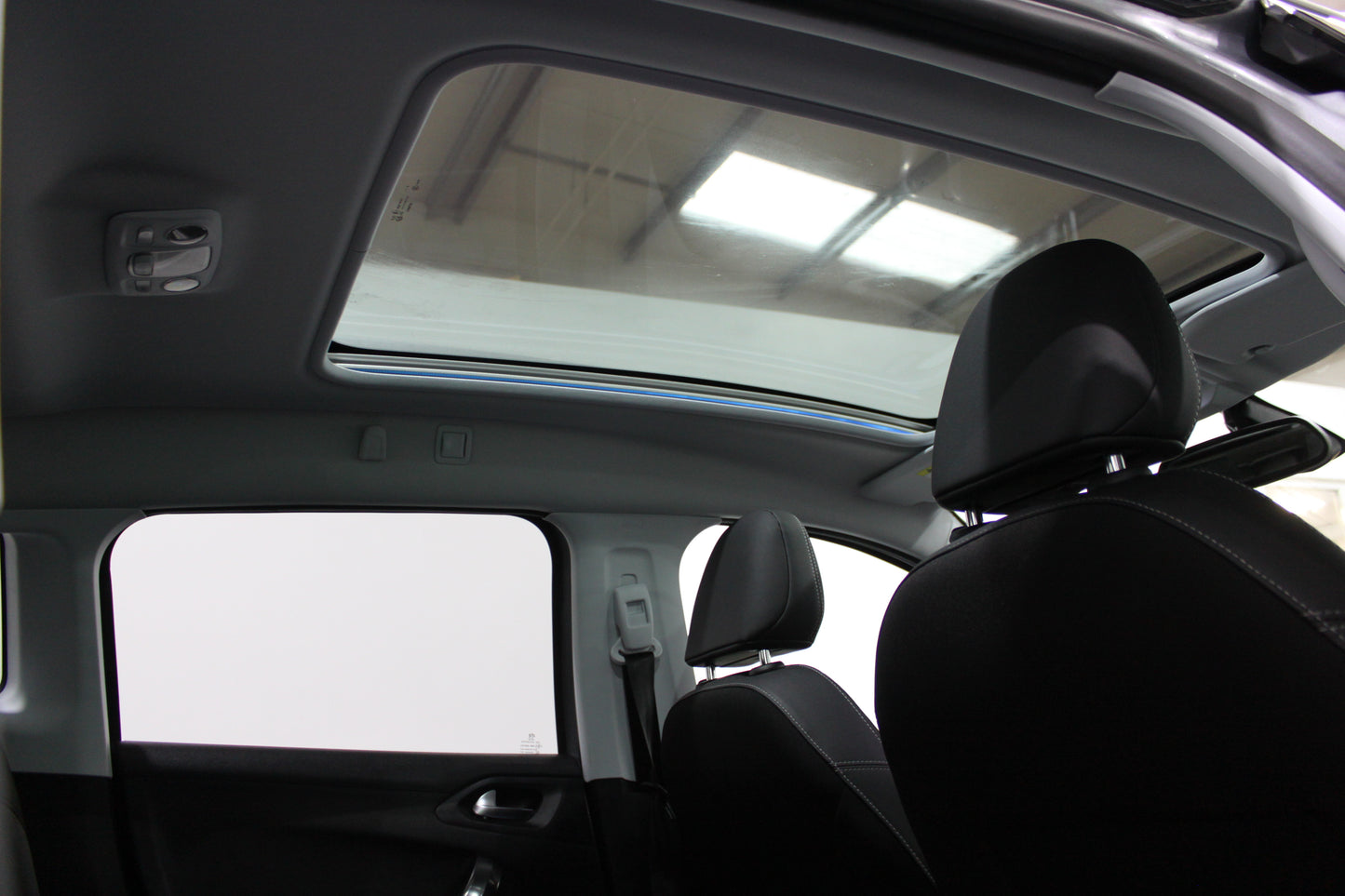 Peugeot 2008 1.2 PureTech Allure Premium 5dr