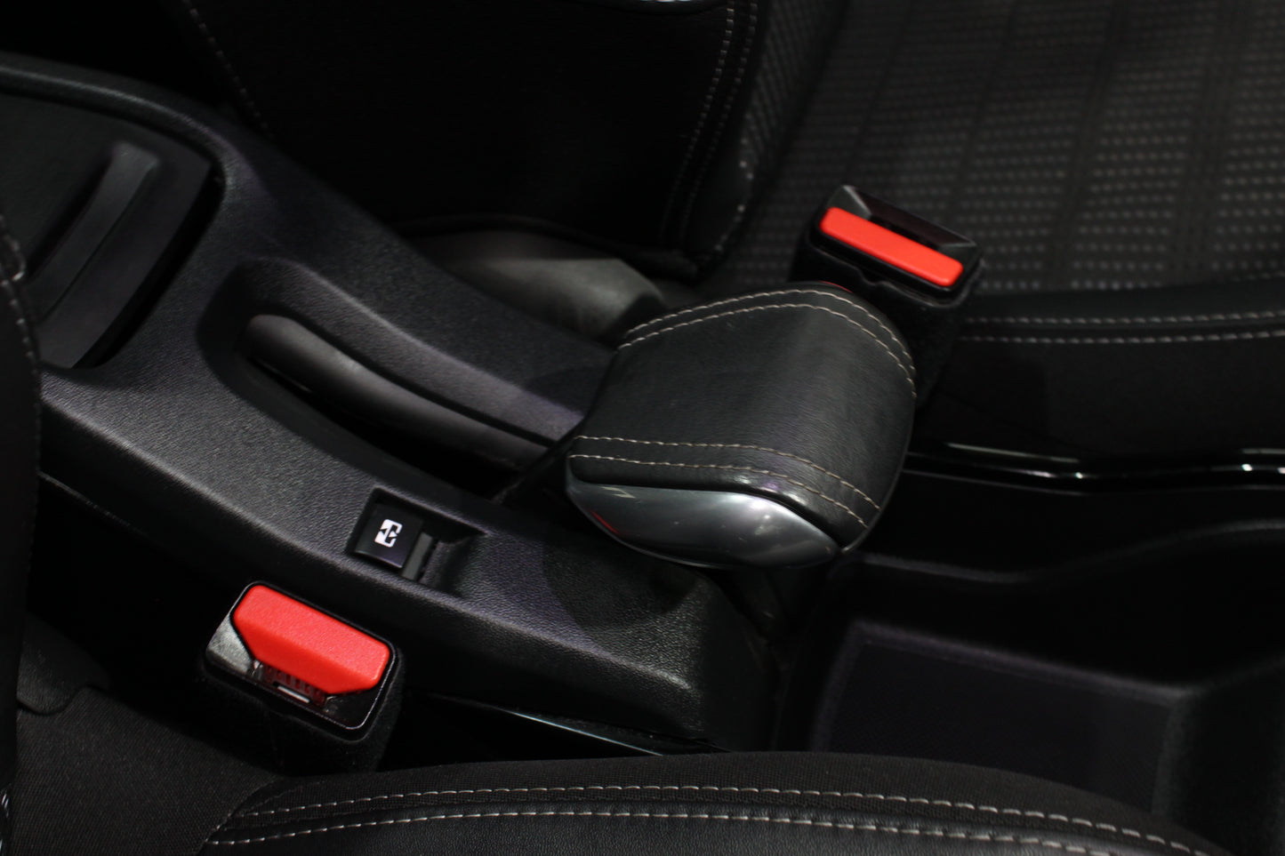 Peugeot 2008 1.2 PureTech Allure Premium 5dr