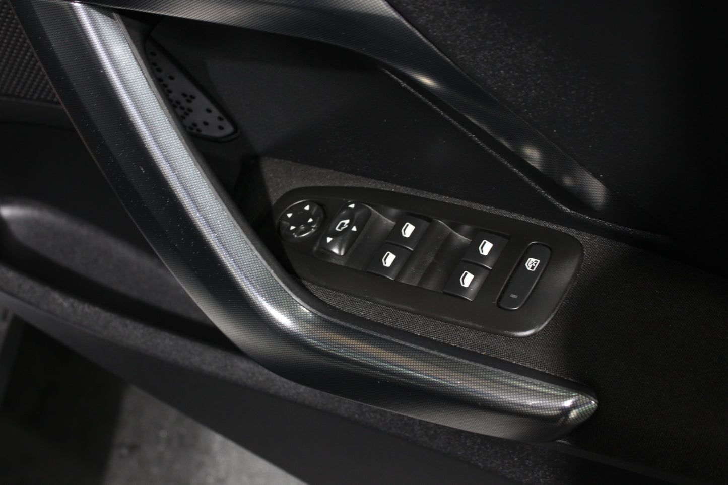 Peugeot 2008 1.2 PureTech Allure Premium 5dr