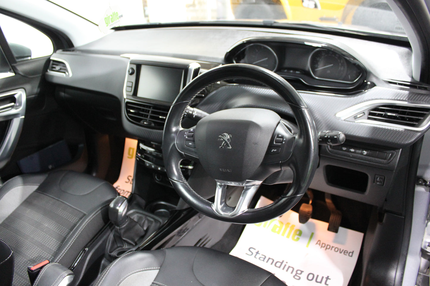 Peugeot 2008 1.2 PureTech Allure Premium 5dr