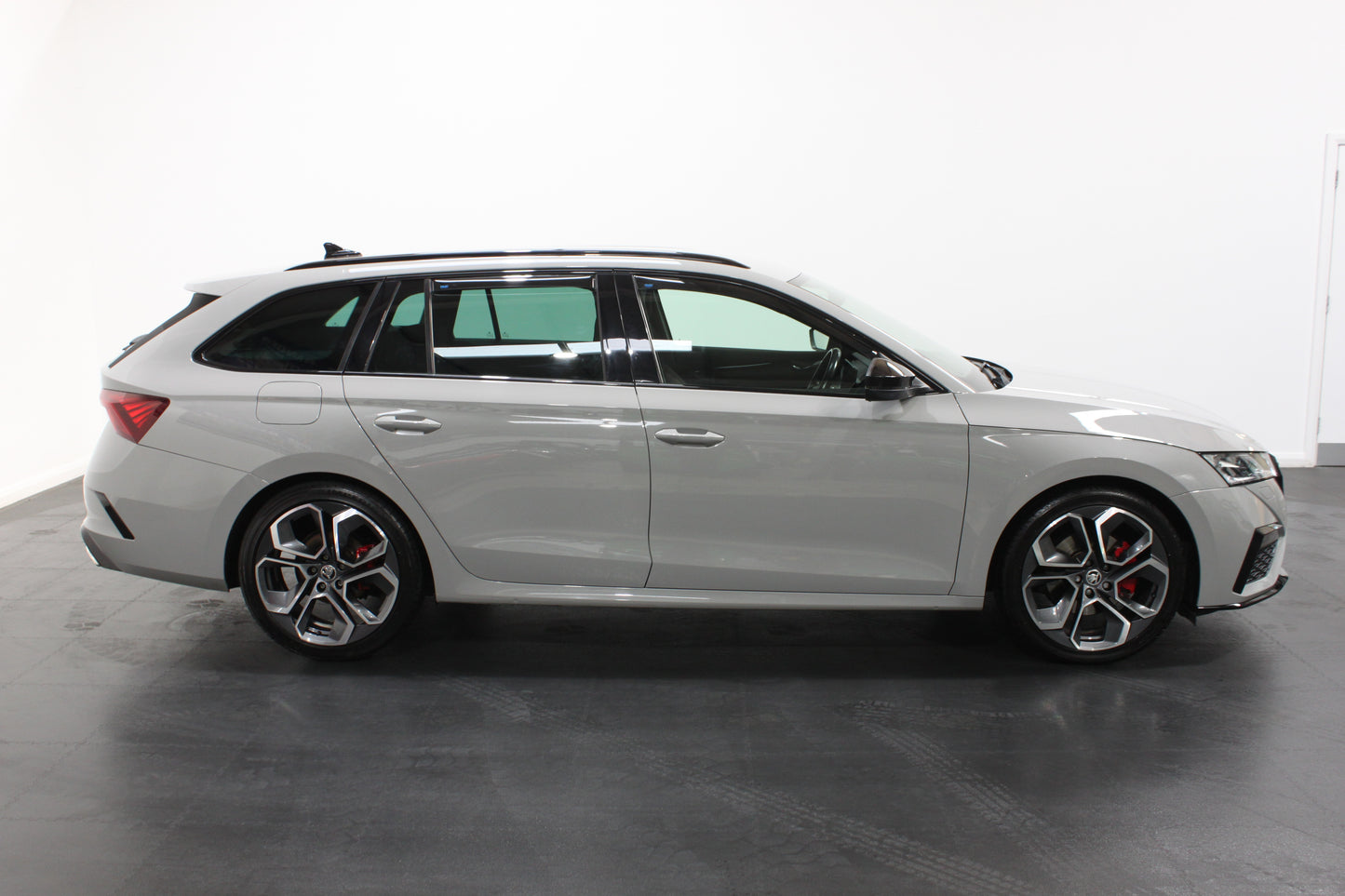 Skoda 2.0 TDI 200 Estate vRS 5dr DSG