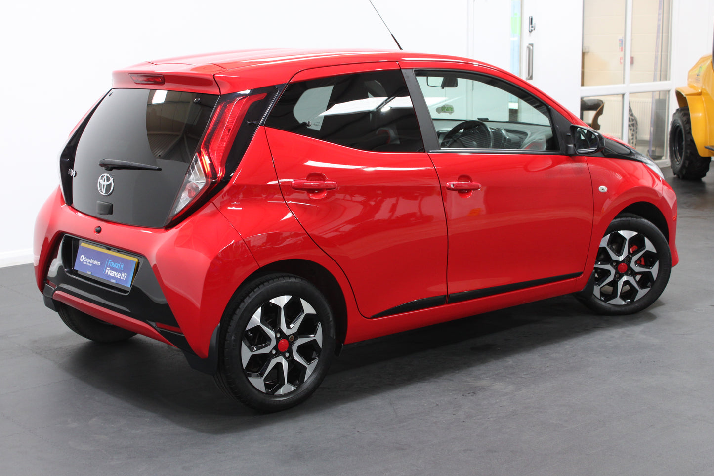 Toyota Aygo 1.0 VVT-i X-Trend 5dr x-shift