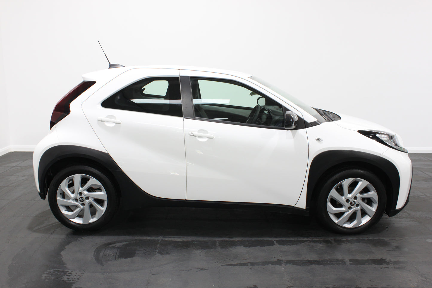 Toyota Aygo X 1.0 VVT-i Pure 5dr