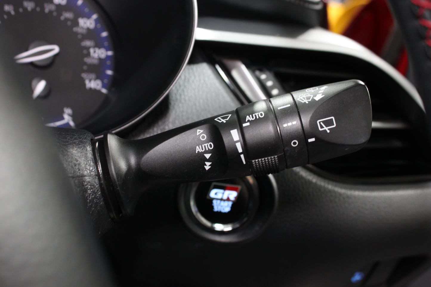 Toyota C-HR 1.8 Hybrid GR Sport 5dr CVT