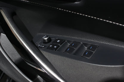 Toyota Corolla 2.0 VVT-i Hybrid GR Sport 5dr CVT