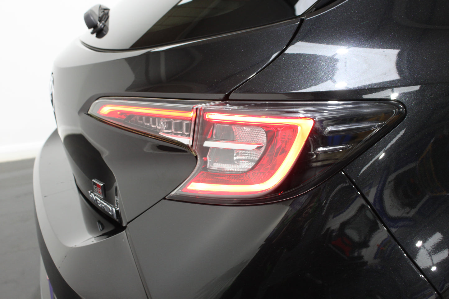 Toyota Corolla 2.0 VVT-i Hybrid GR Sport 5dr CVT