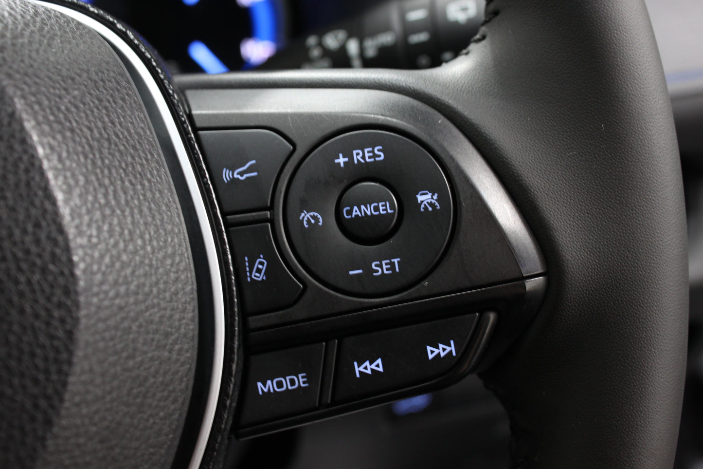 Toyota RAV4 2.5 VVT-i Hybrid Dynamic 5dr CVT 2WD