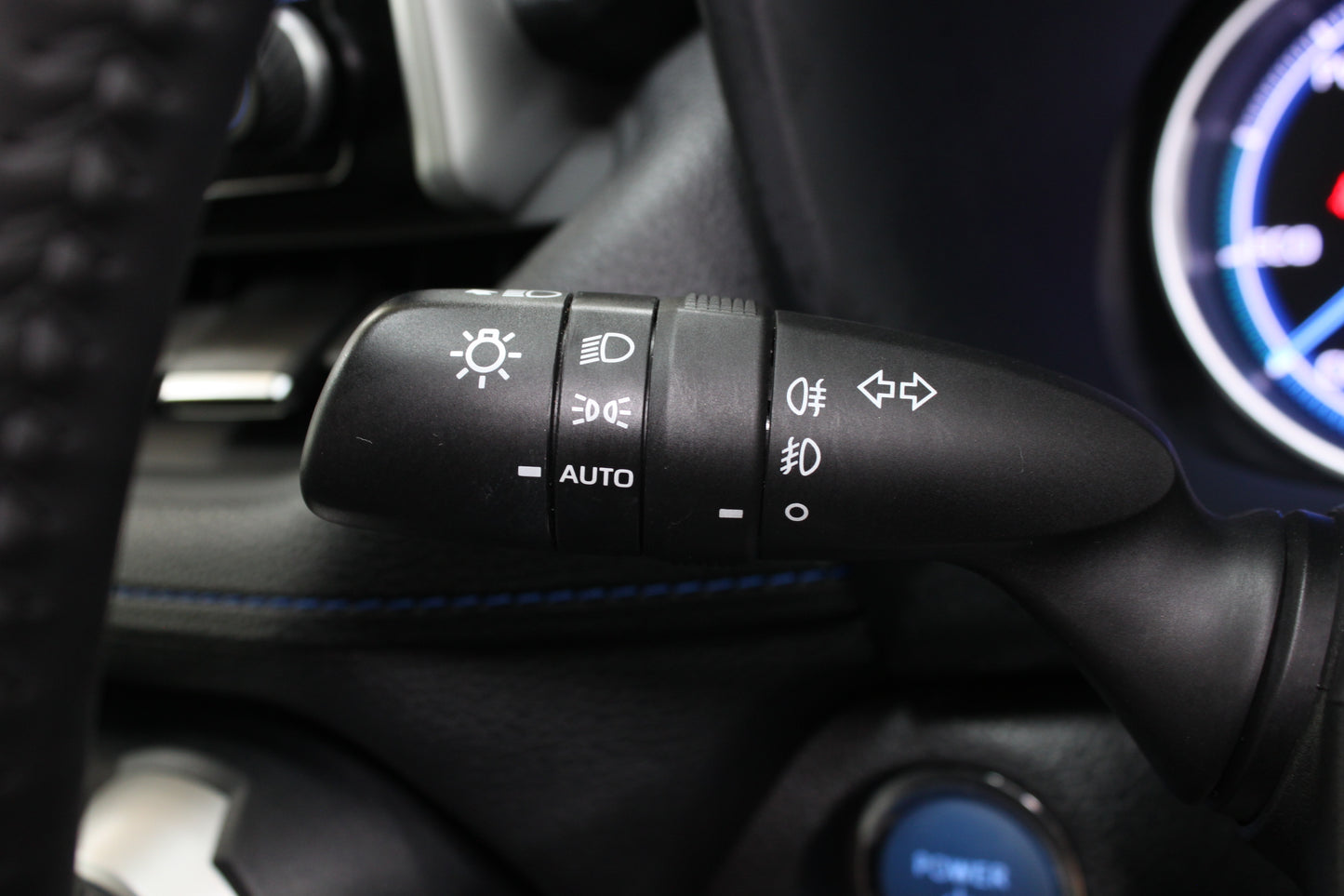 Toyota RAV4 2.5 VVT-i Hybrid Dynamic 5dr CVT 2WD
