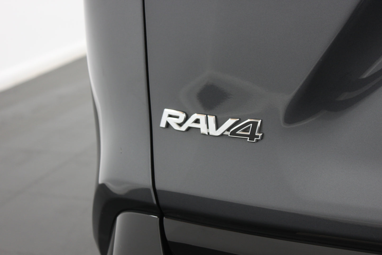 Toyota RAV4 2.5 VVT-i Hybrid Dynamic 5dr CVT 2WD