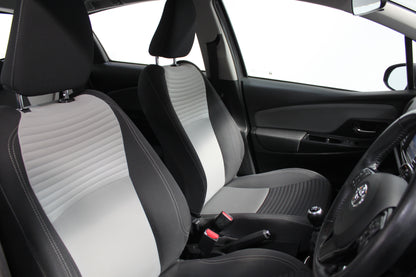 Toyota Yaris 1.5 VVT-i Icon Tech 5dr