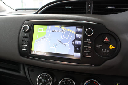 Toyota Yaris 1.5 VVT-i Icon Tech 5dr