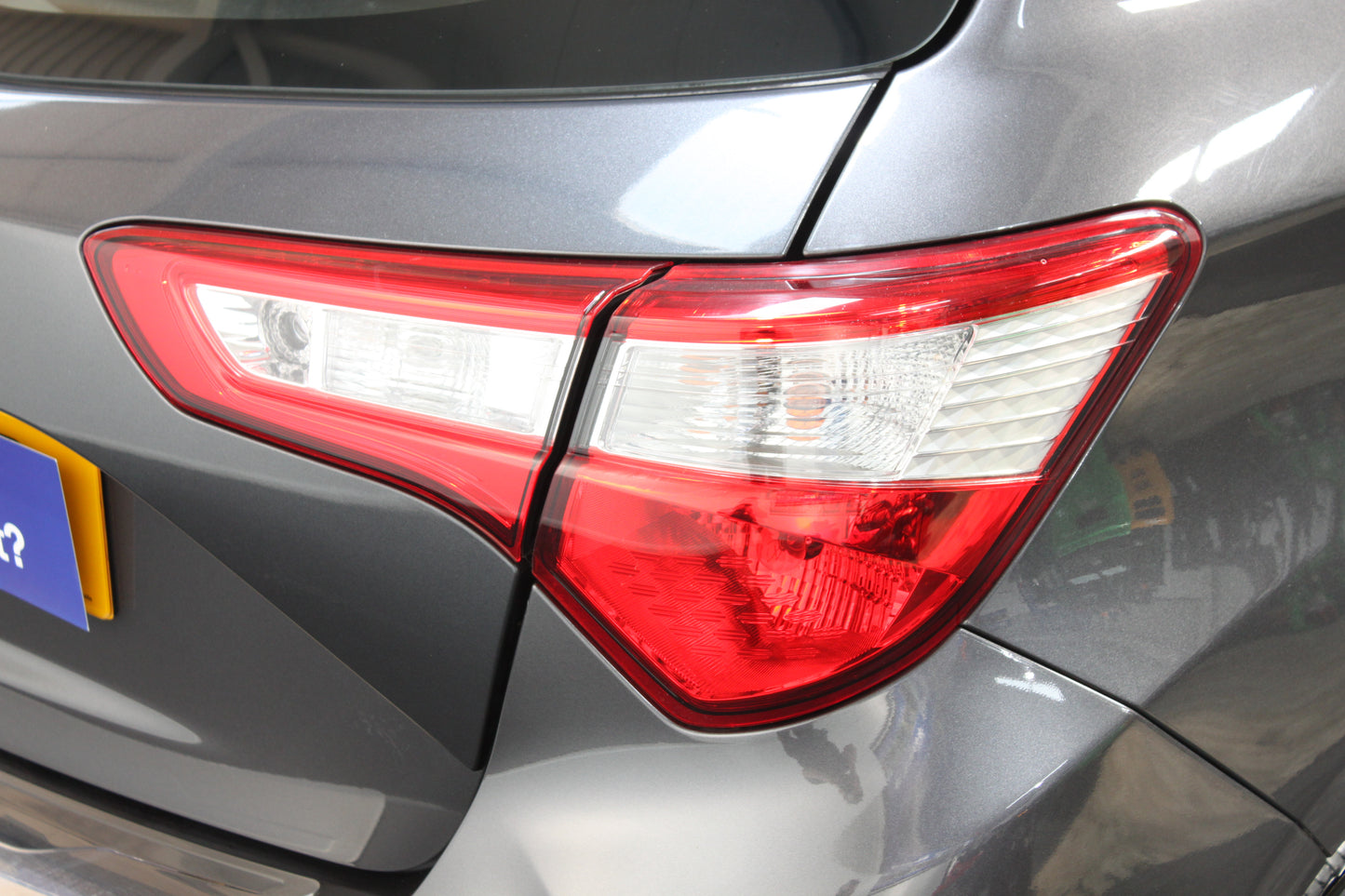 Toyota Yaris 1.5 VVT-i Icon Tech 5dr