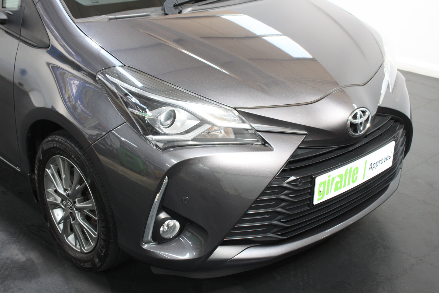 Toyota Yaris 1.5 VVT-i Icon Tech 5dr