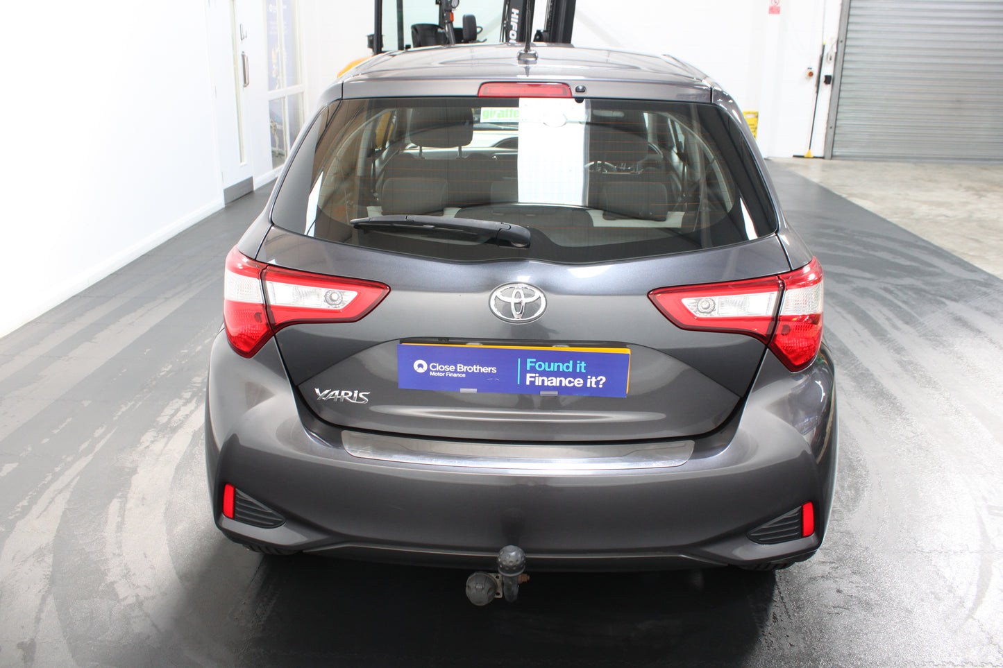 Toyota Yaris 1.5 VVT-i Icon Tech 5dr