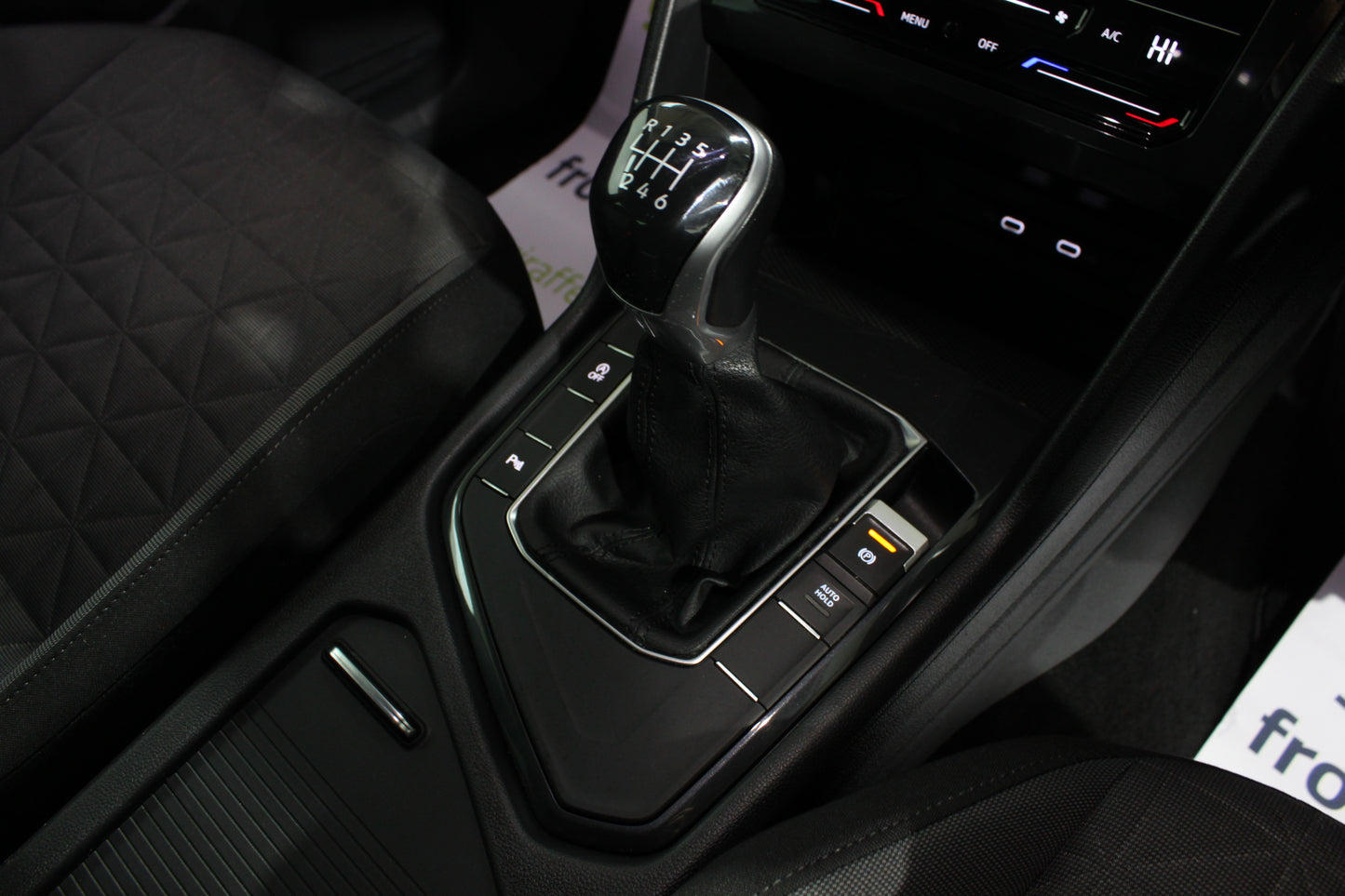 Volkswagen Tiguan  1.5 TSI Life 5dr