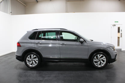 Volkswagen Tiguan  1.5 TSI Life 5dr