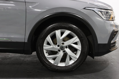 Volkswagen Tiguan  1.5 TSI Life 5dr