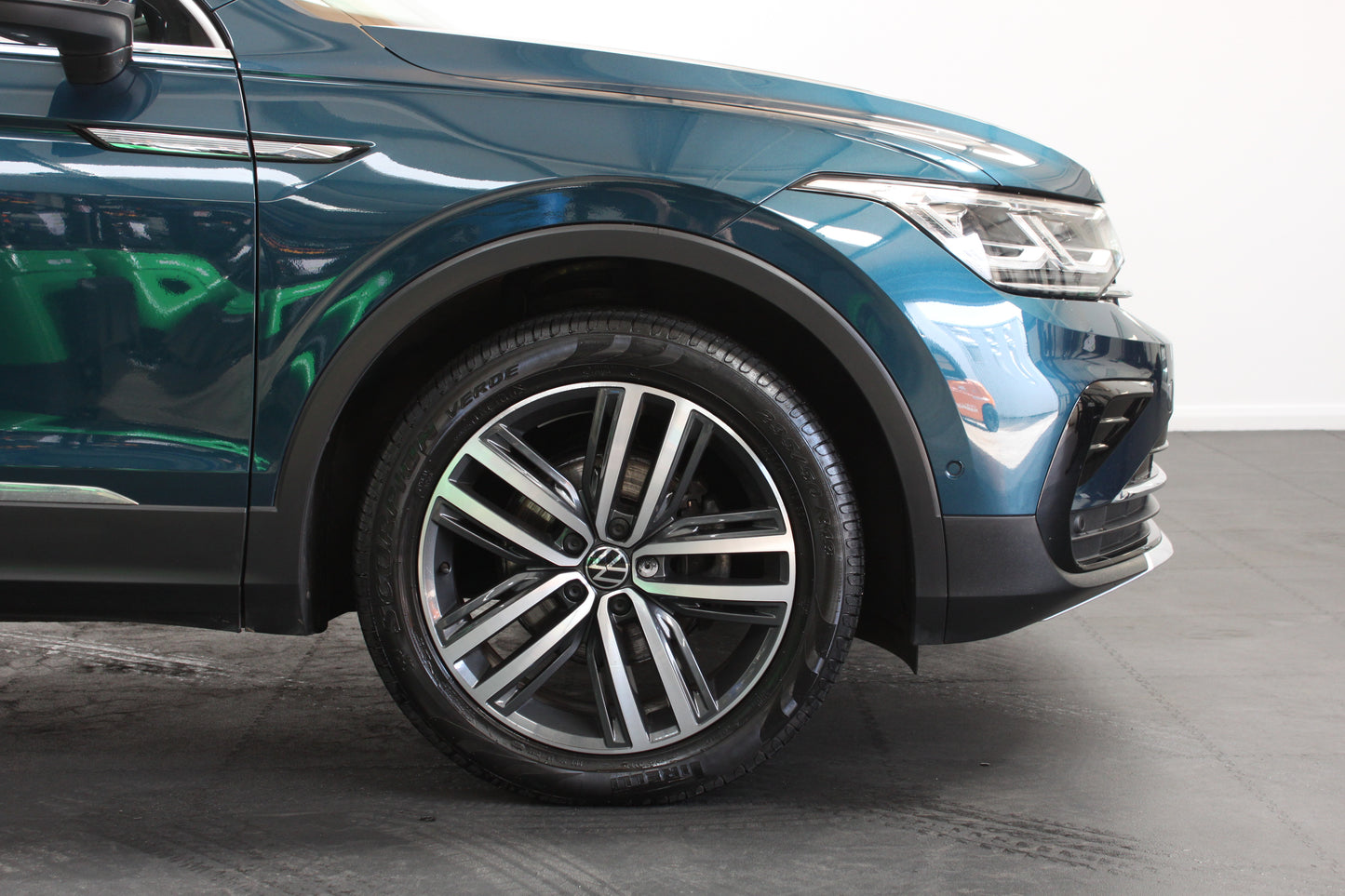 Volkswagen Tiguan 1.5 TSI 150 Elegance 5dr DSG