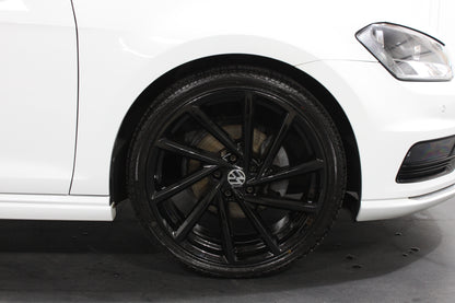 Volkswagen Golf 2.0 TDI R-Line 5dr
