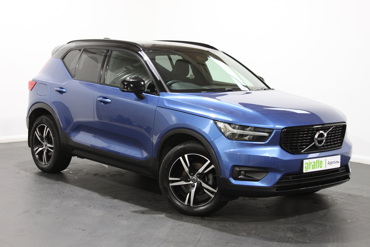 Volvo XC40 1.5 T3 [163] R DESIGN