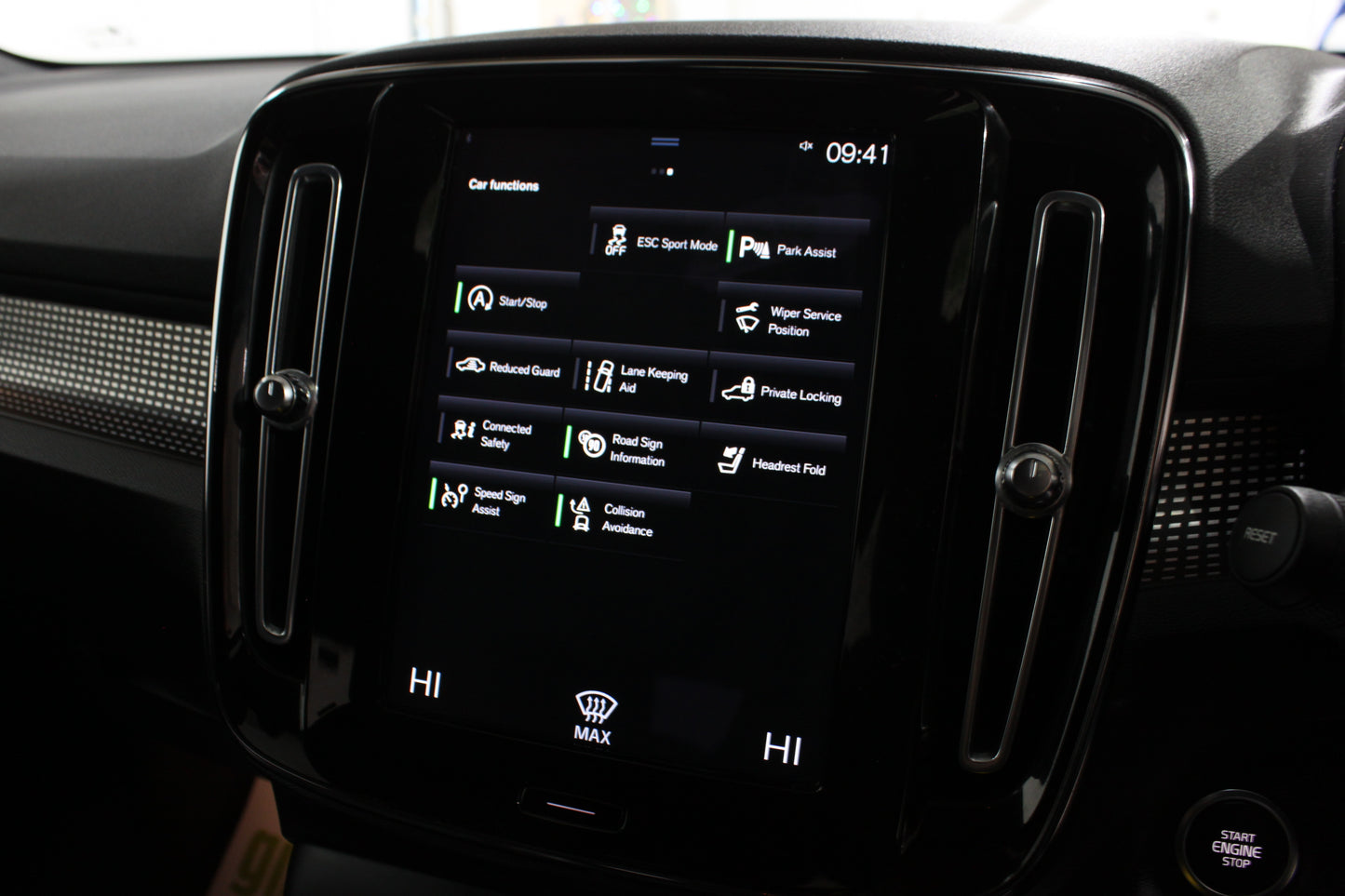 Volvo XC40 1.5 T3 [163] R DESIGN