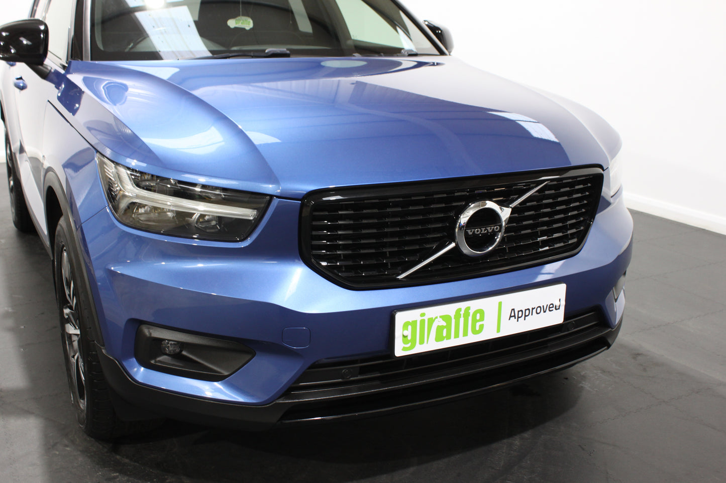 Volvo XC40 1.5 T3 [163] R DESIGN