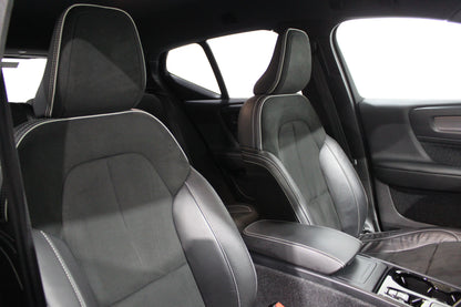 Volvo XC40 1.5 T3 [163] R DESIGN