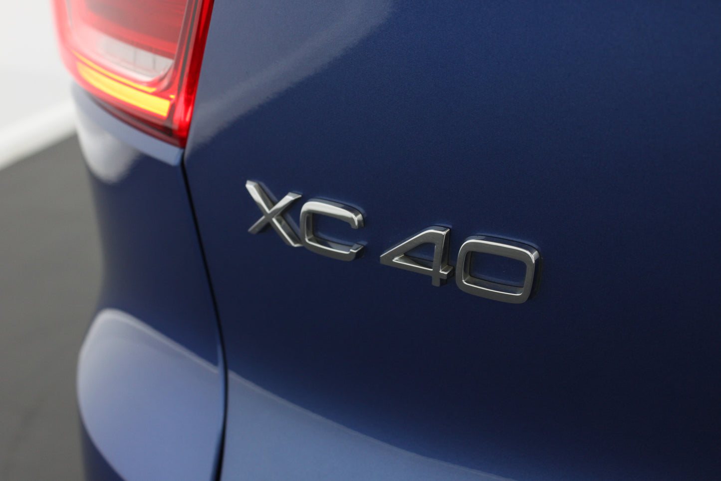 Volvo XC40 1.5 T3 [163] R DESIGN