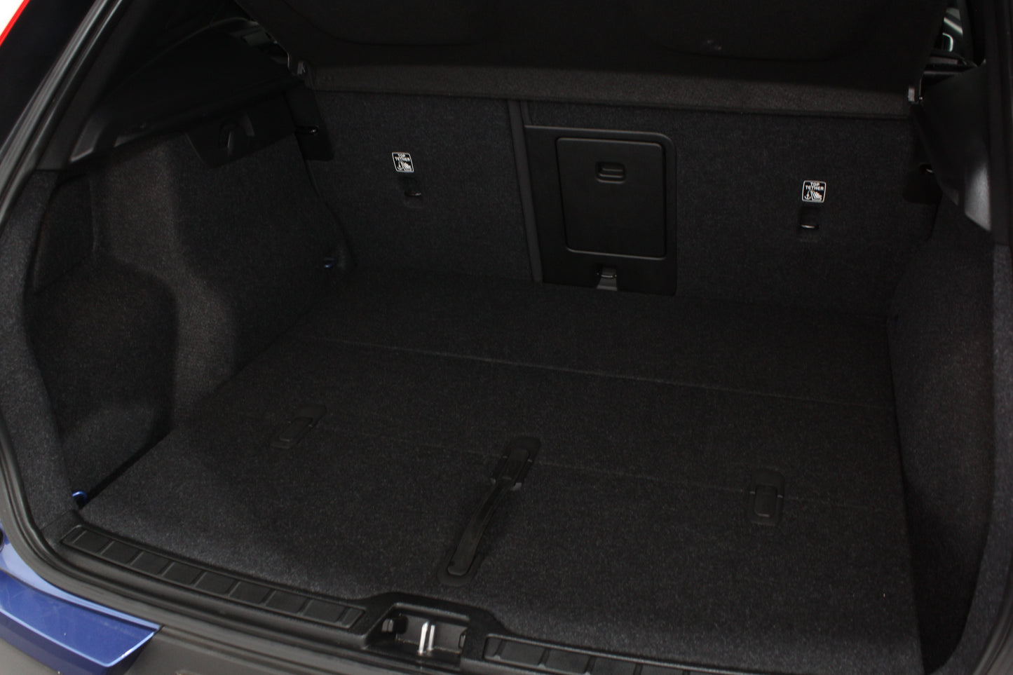 Volvo XC40 1.5 T3 [163] R DESIGN