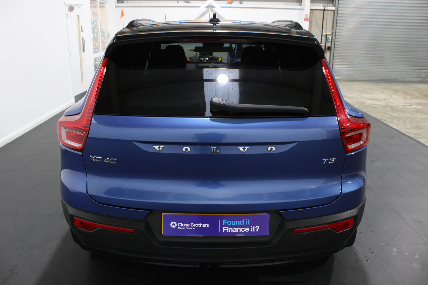 Volvo XC40 1.5 T3 [163] R DESIGN