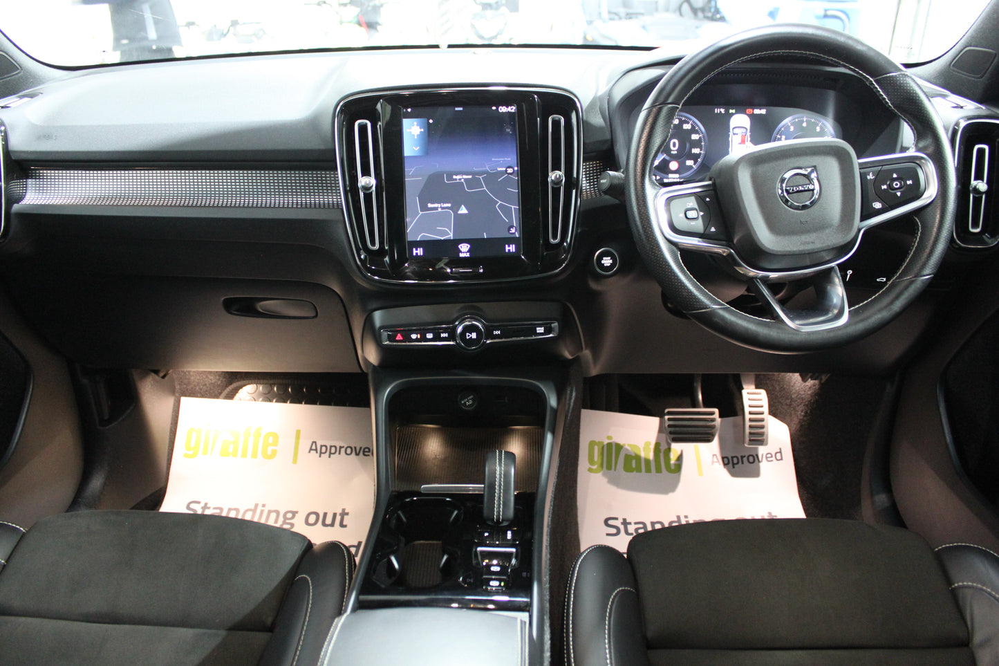 Volvo XC40 1.5 T3 [163] R DESIGN