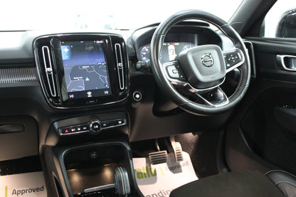 Volvo XC40 1.5 T3 [163] R DESIGN