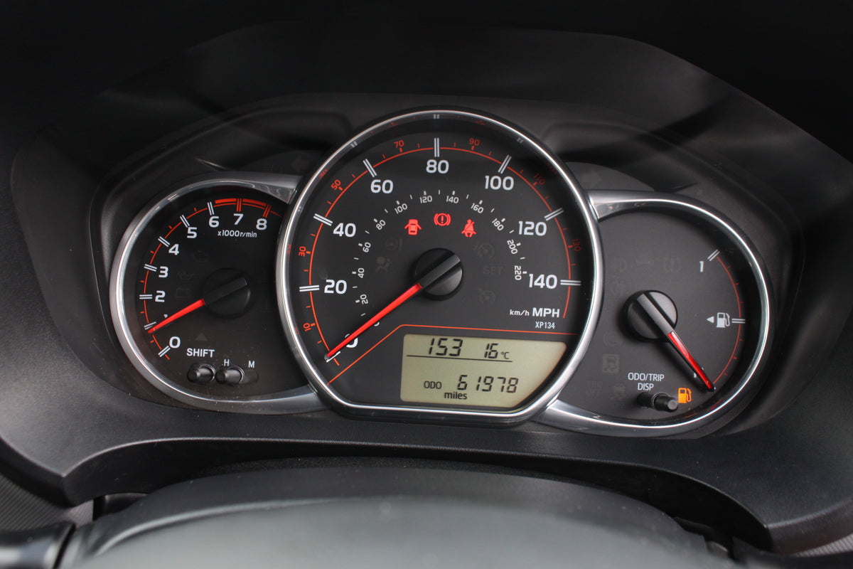 Toyota Yaris 1.33 VVT-i Sport 5dr