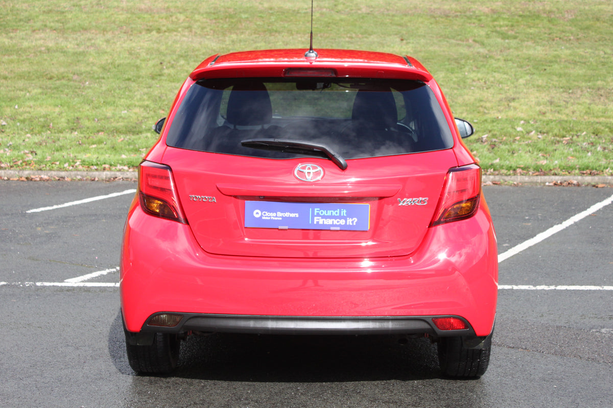 Toyota Yaris 1.33 VVT-i Sport 5dr